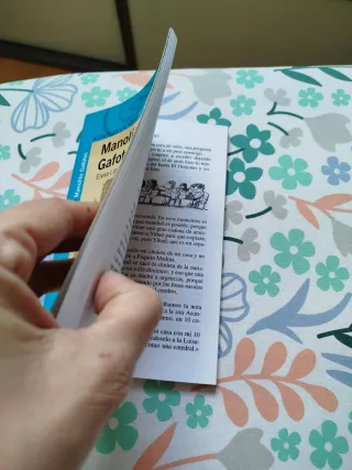 Libros a partir de 8 años,2€ cada libro, 4€ todos