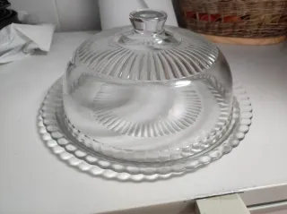 Quesera de cristal grande