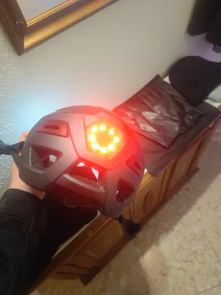 Casco para Monopatín Eléctrico Marca Coetec.