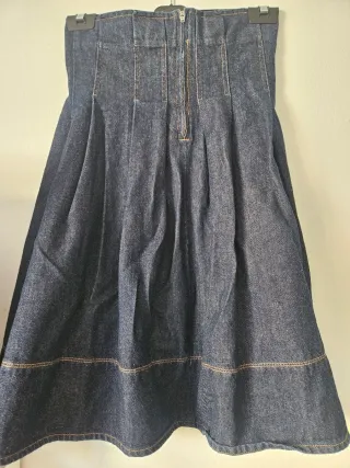 Falda vaquera plisada midi