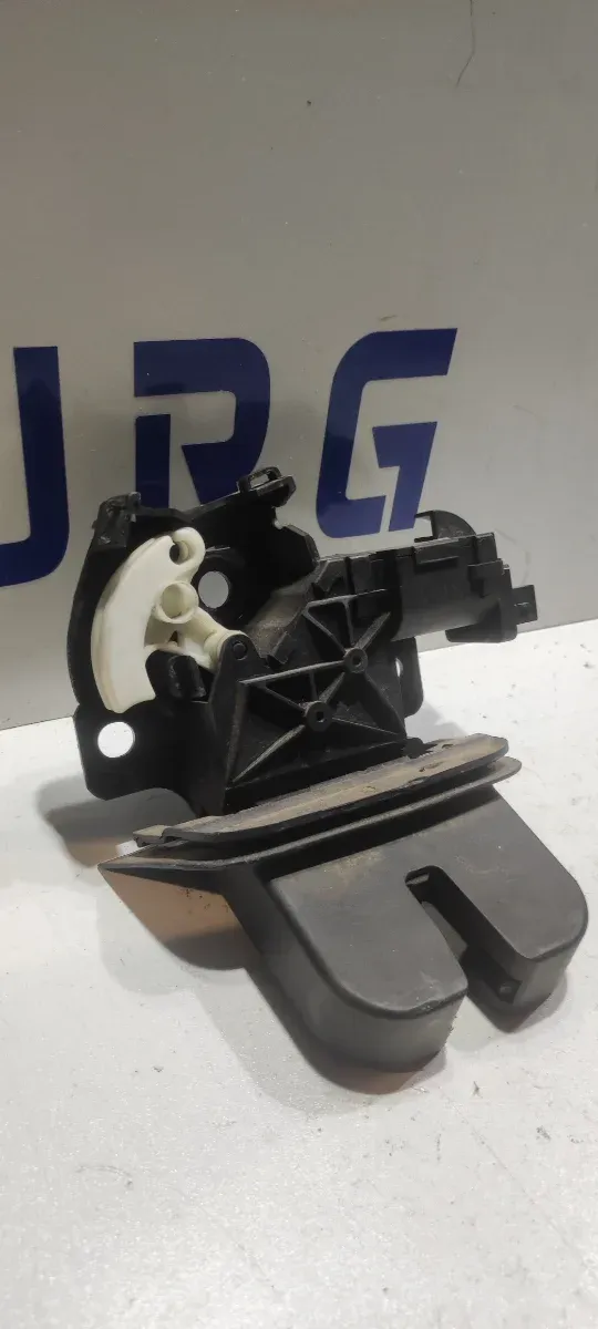 1100 CERRADURA MALETERO AUDI SEAT VW 2.0 TDI