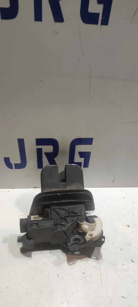 1100 CERRADURA MALETERO AUDI SEAT VW 2.0 TDI