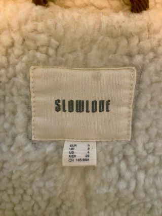 Parka verde con borreguito