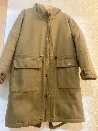 Parka verde con borreguito