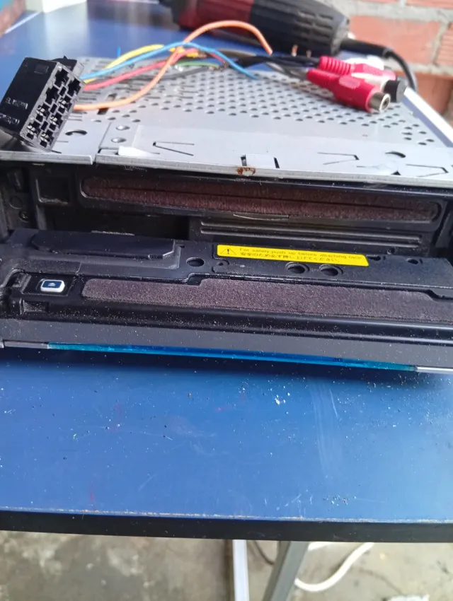 Radio Coche Clarion DX258B