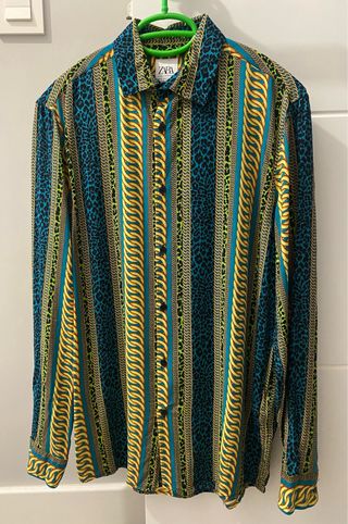 Camisa Zara estampación cadenas