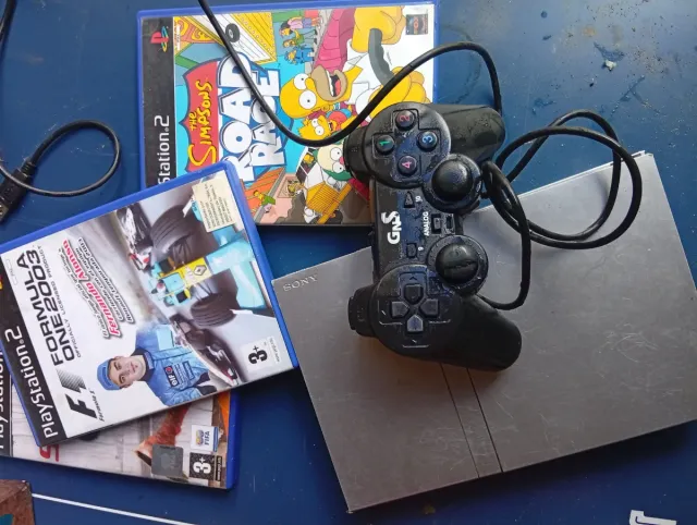 Consola PlayStation 2 + 2 Juegos