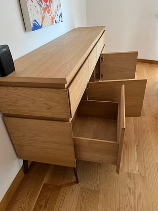 PILMA. Bufet de madera natural