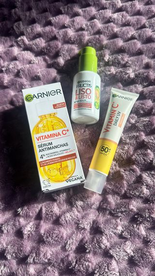 Lote 3 productos Garnier: Sérum Vitamina C y Fruct