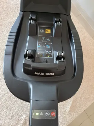 Maxi-Cosi Jade y Base Isofix Family Fix 3