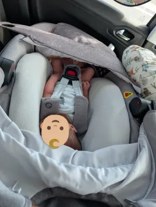 Maxi-Cosi Jade y Base Isofix Family Fix 3