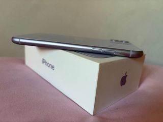 iPhone 11 Morado 64GB