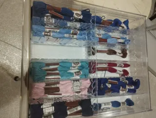 50 Hilos de Bordar DMC Retors 0.40 EU cada madeja.