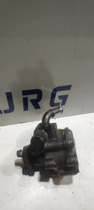 29 BOMBA DIRECCIÓN AUDI VW 3.0 TDI