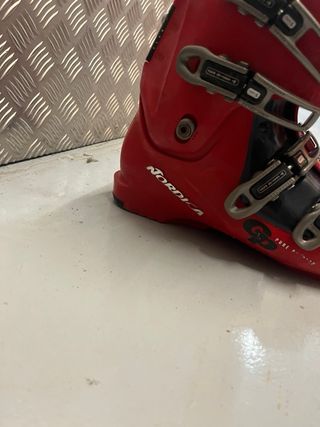 Botas de esquí Nordica rojas