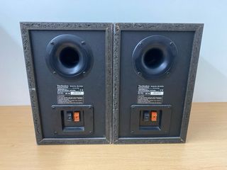 Altavoces Technics SB-HD301