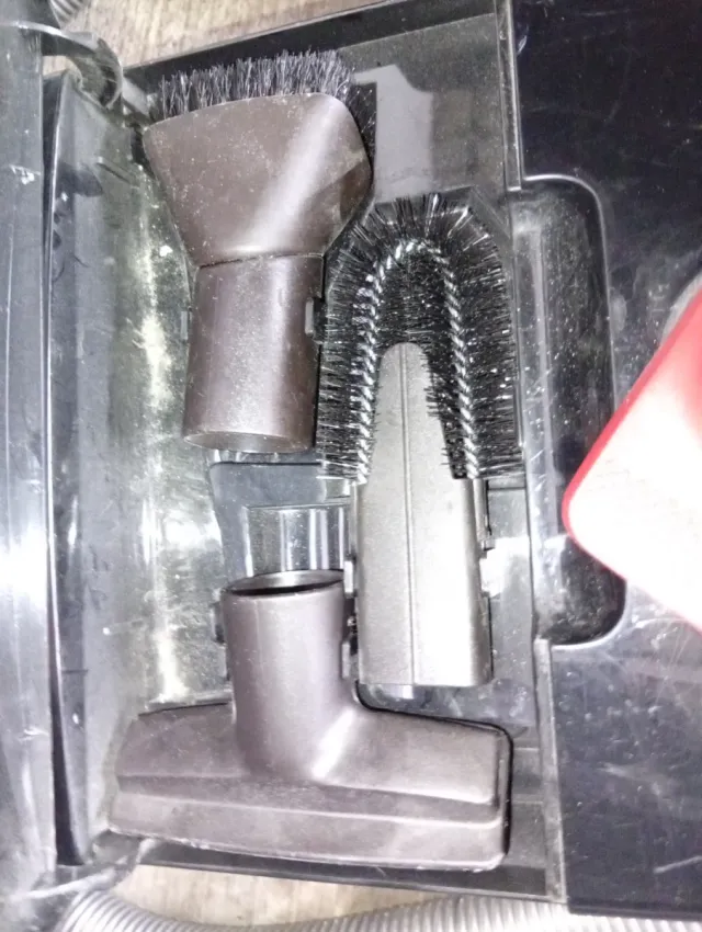 Aspiradora AEG Comfort 1100 E