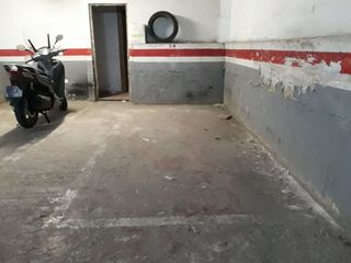 Garaje en venta en Torrelles de Llobregat