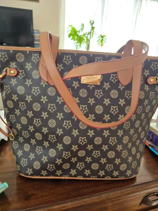 Bolso de marca local Estampado