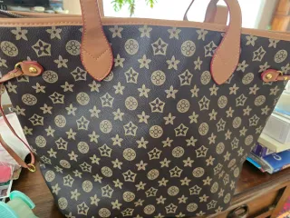 Bolso de marca local Estampado