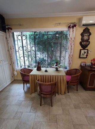 Chalet en venta en Linares