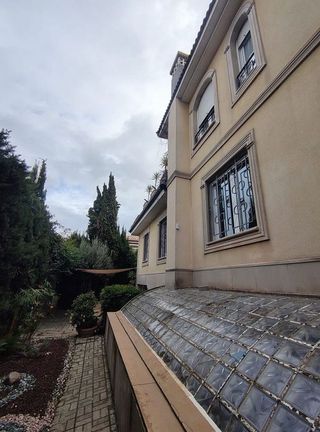 Chalet en venta en Linares