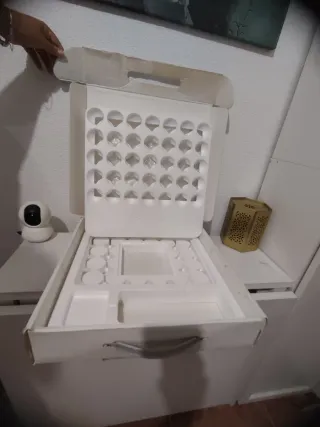 Caja MacBook Apple SOLO CAJA Y CORCHOS