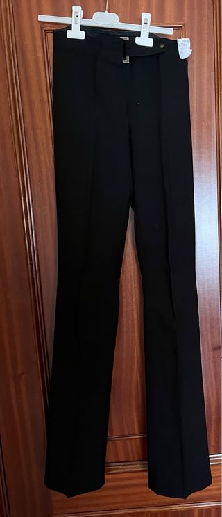 Pantalón de fiesta negro acampanado
