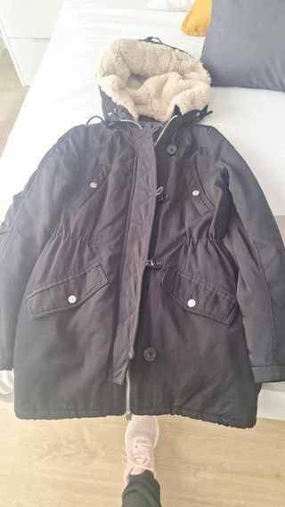 Chaqueta parka Bershka mujer negra talla M