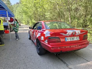 BMW E36 325i competición