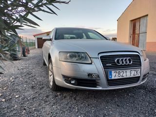 Audi A6 3.2FSI Quattro (Culata de motor dañada)