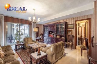 Piso en venta en Camino de Ronda - Rosaleda en Granada