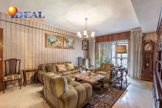 Piso en venta en Camino de Ronda - Rosaleda en Granada