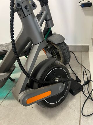 2 Patinetes Eléctricos Xiaomi 4Ultra y SmartGyro