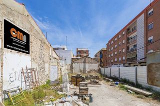 Terreno en venta en Zona Concordia en Burjassot