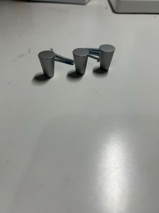 Pomos metálicos Ikea