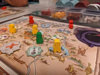 Expansion del juego Red Cathedral: Contractors.