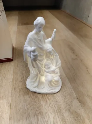 Due Soprammobili Sacra Famiglia in Ceramica Italia