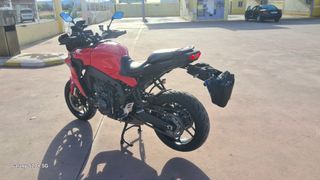 Yamaha Tracer 900 Roja