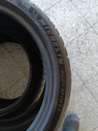 Michelin Pilot Sport 5 255/35R18 94Y