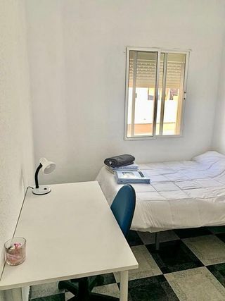 Piso en alquiler en La Caleta - La Viña en Cádiz