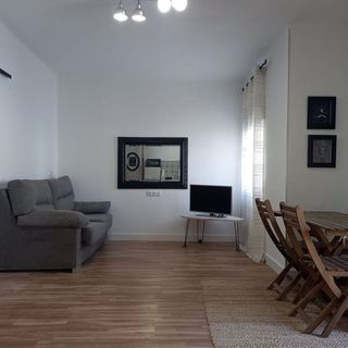 Piso en alquiler en Zona Bahía Blanca en Cádiz