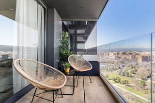 Piso en alquiler en Valdeacederas en Madrid