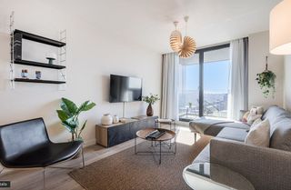 Piso en alquiler en Valdeacederas en Madrid