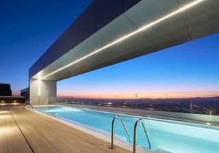 Piso en alquiler en Valdeacederas en Madrid