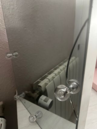 Specchio trucco con danni