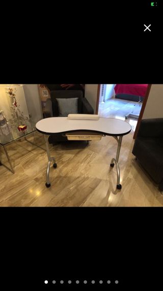Mesa Manicura Plegable Ruedas