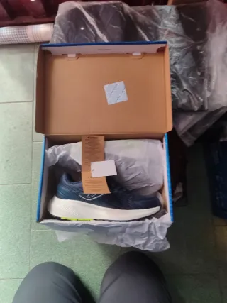 Zapatillas deportivas Joma azul y verde