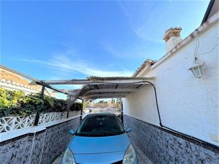 Chalet en venta en El Faro de Calaburra - Chaparral en Mijas