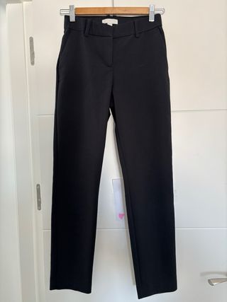 Pantalón tobillero negro